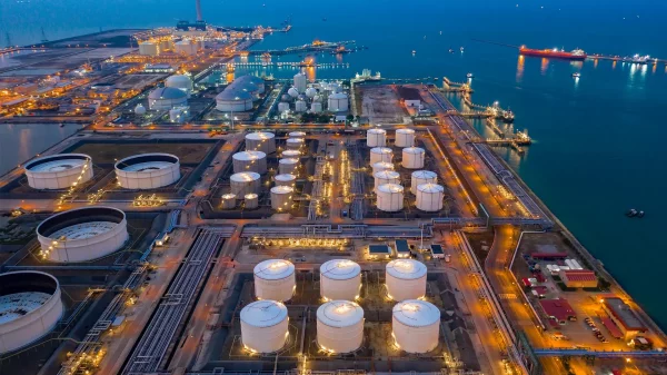 The surveillance of critical infrastructure, such as ports or oil terminals, is increasingly being carried out using powerful UAVs.